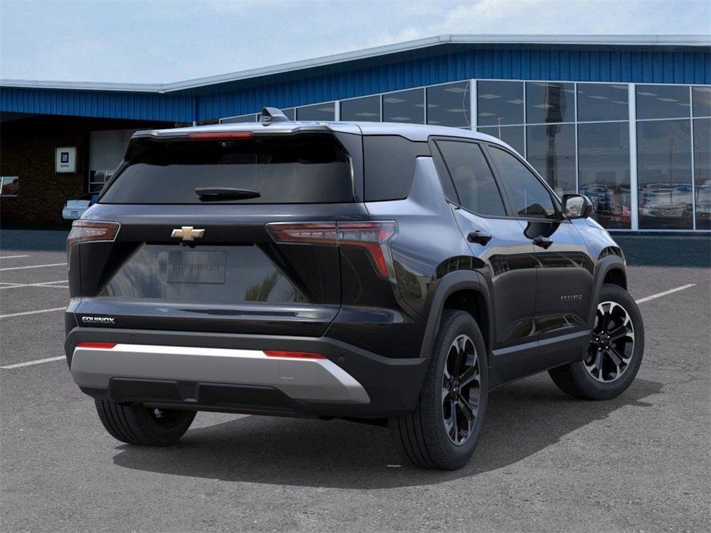 2026 Chevrolet Equinox LT photo 3