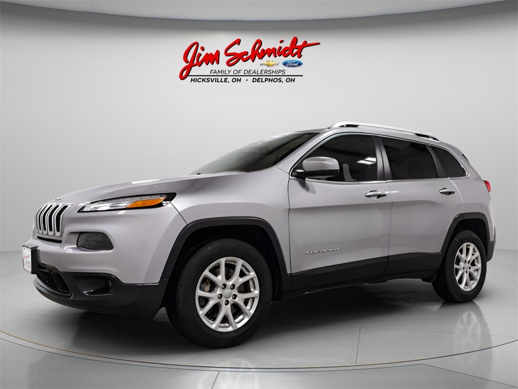 Used 2017 Jeep Cherokee Latitude SUV