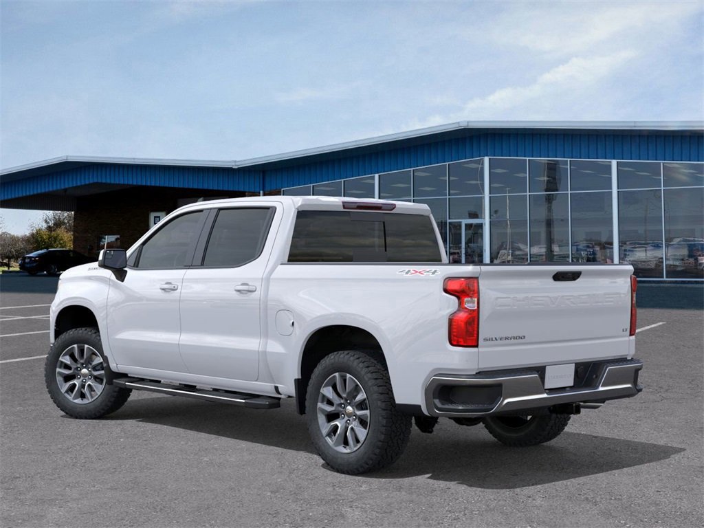 2026 Chevrolet Silverado 1500 LT photo 2