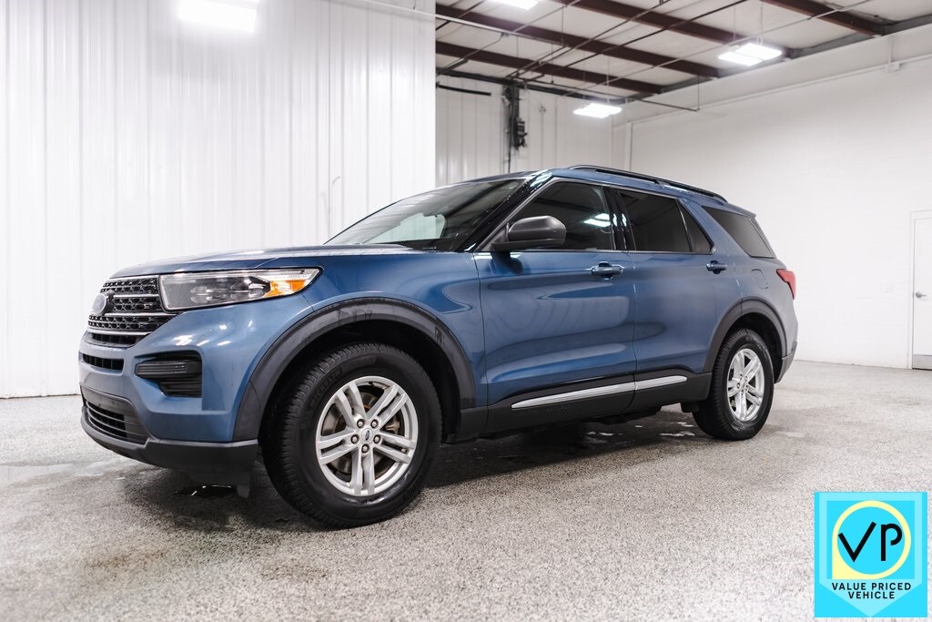 2020 Ford Explorer XLT photo 2