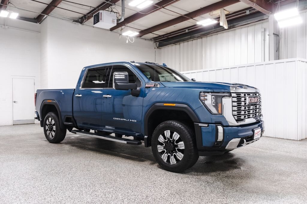 Used 2025 GMC Sierra 2500HD Denali Truck