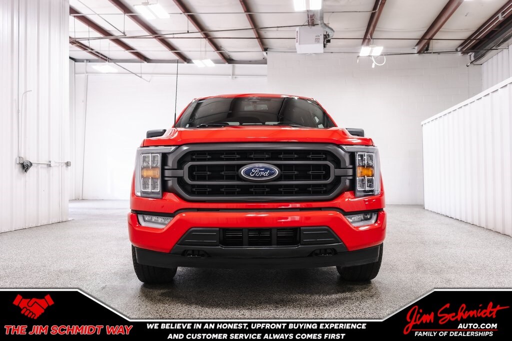 2023 Ford F-150 XLT photo 2