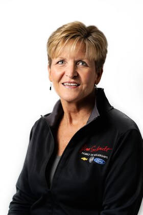 Staff member KAREN SCHMIDT from ID_34620bb12c98