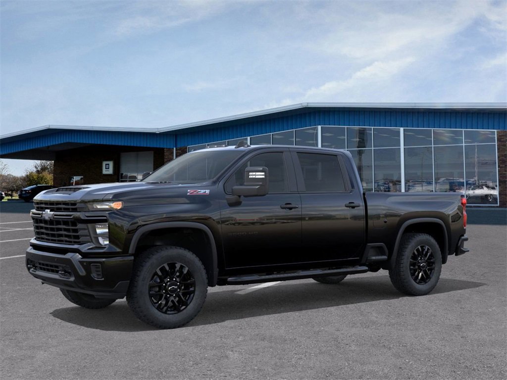2026 Chevrolet Silverado 2500HD Custom photo 2