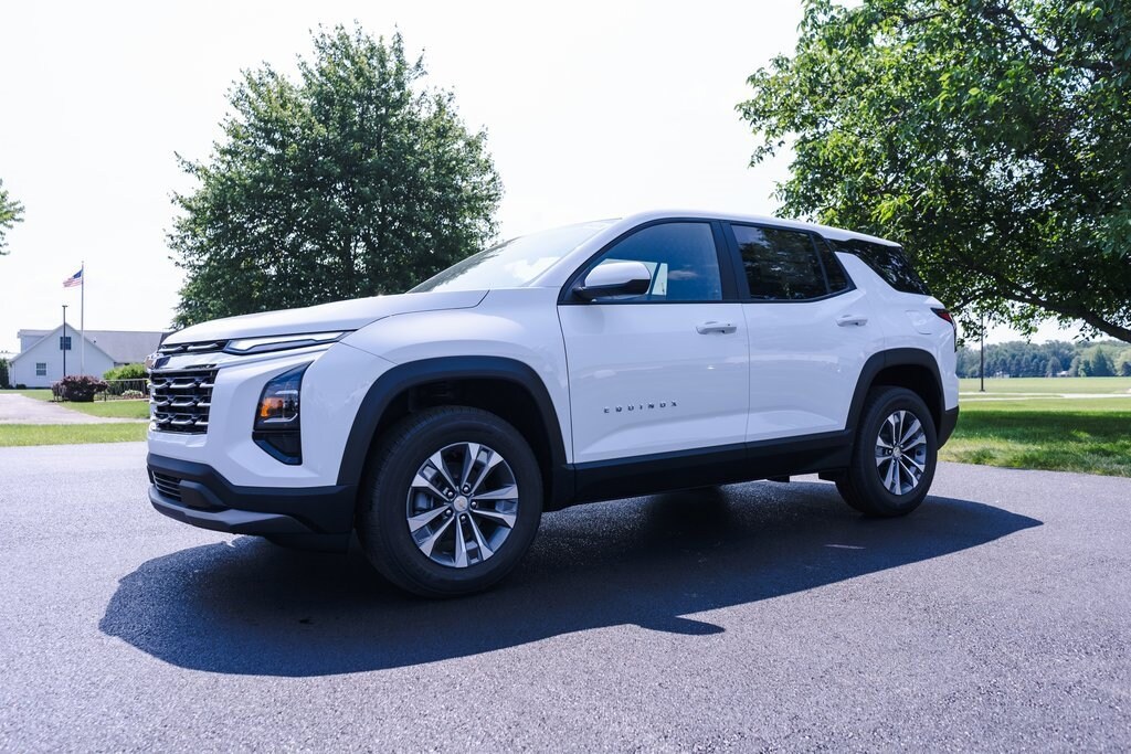 New 2026 Chevrolet Equinox LT SUV