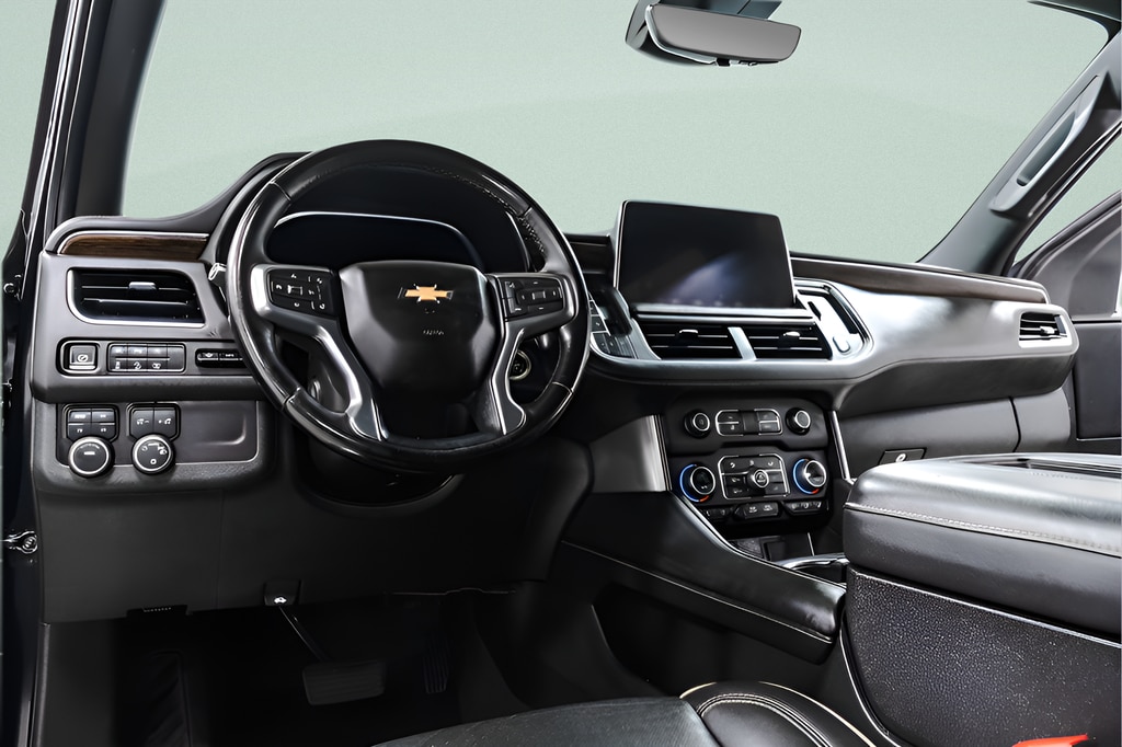 2023 Chevrolet Suburban Premier - Photo 27