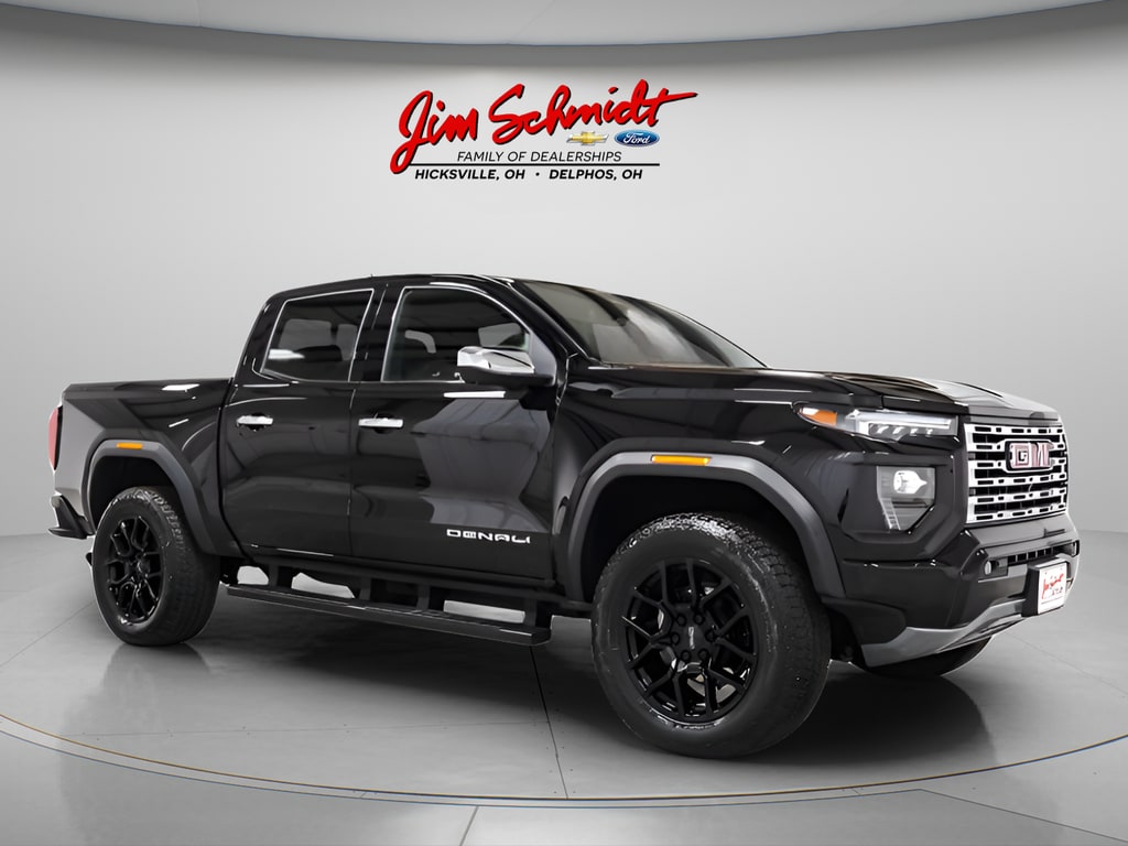2025 GMC Canyon Denali 4WD Crew Cab Short Box's photo
