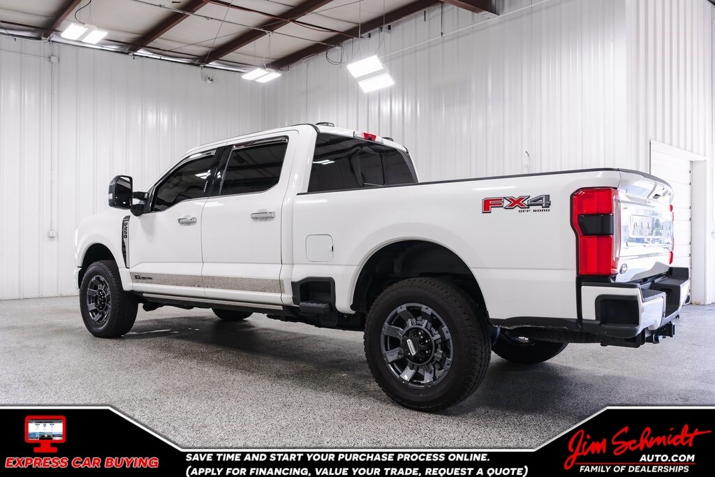 2024 Ford F-250 photo 2