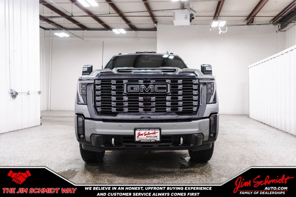 2024 Gmc Sierra HD Denali Ultimate photo 2