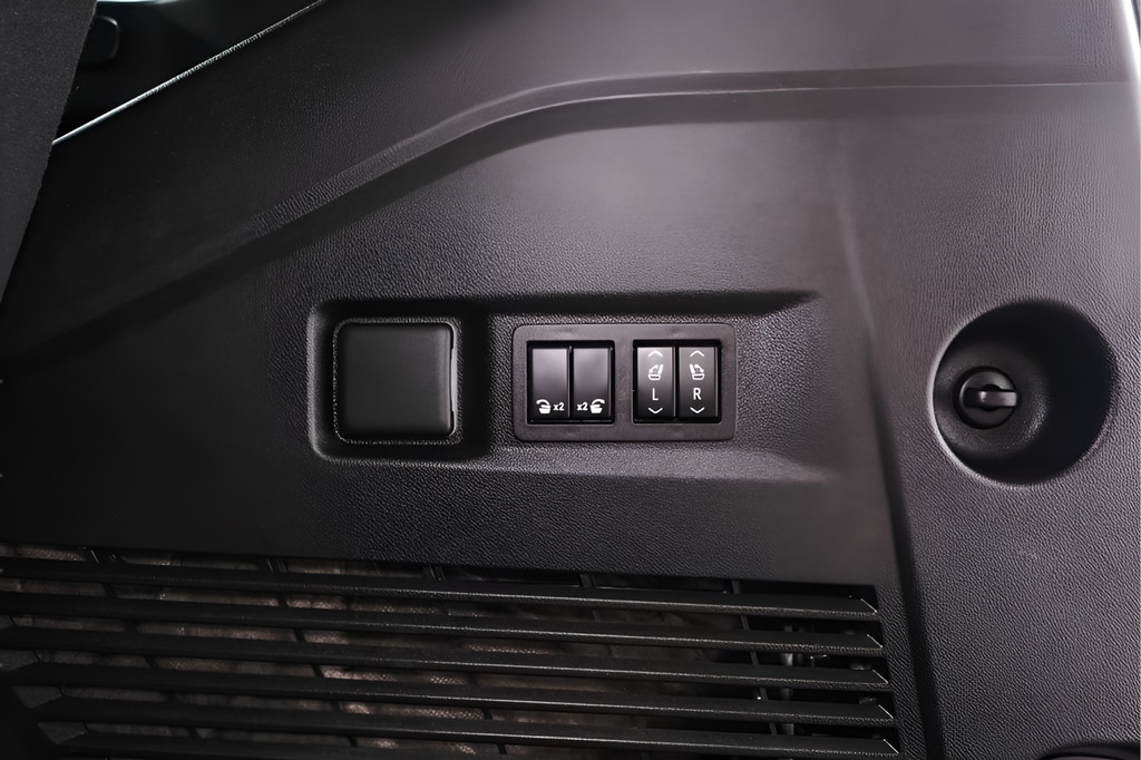 2024 Chevrolet Tahoe RST - Photo 41