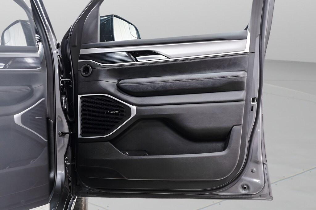 2025 Jeep Wagoneer Series II - Photo 39