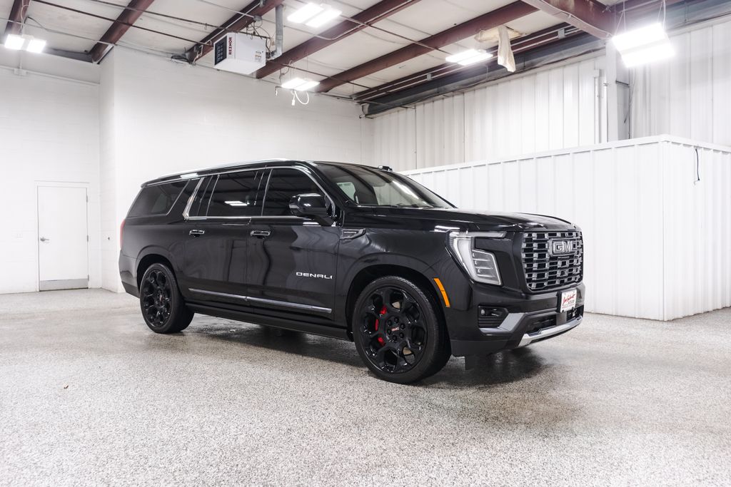 2025 GMC Yukon Denali Ultimate's photo
