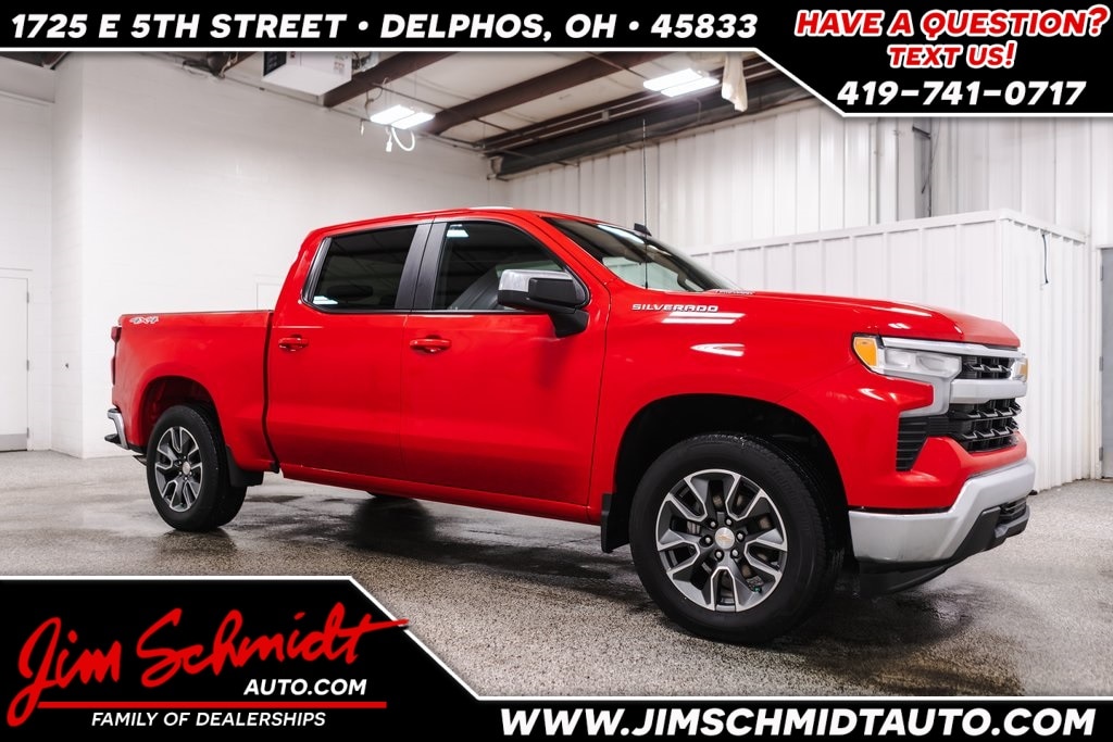 2025 Chevrolet Silverado 1500 LT's photo