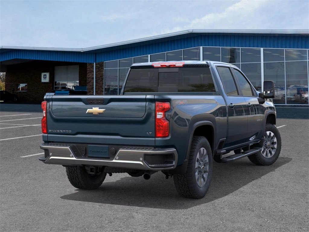 2026 Chevrolet Silverado 2500HD LT photo 4