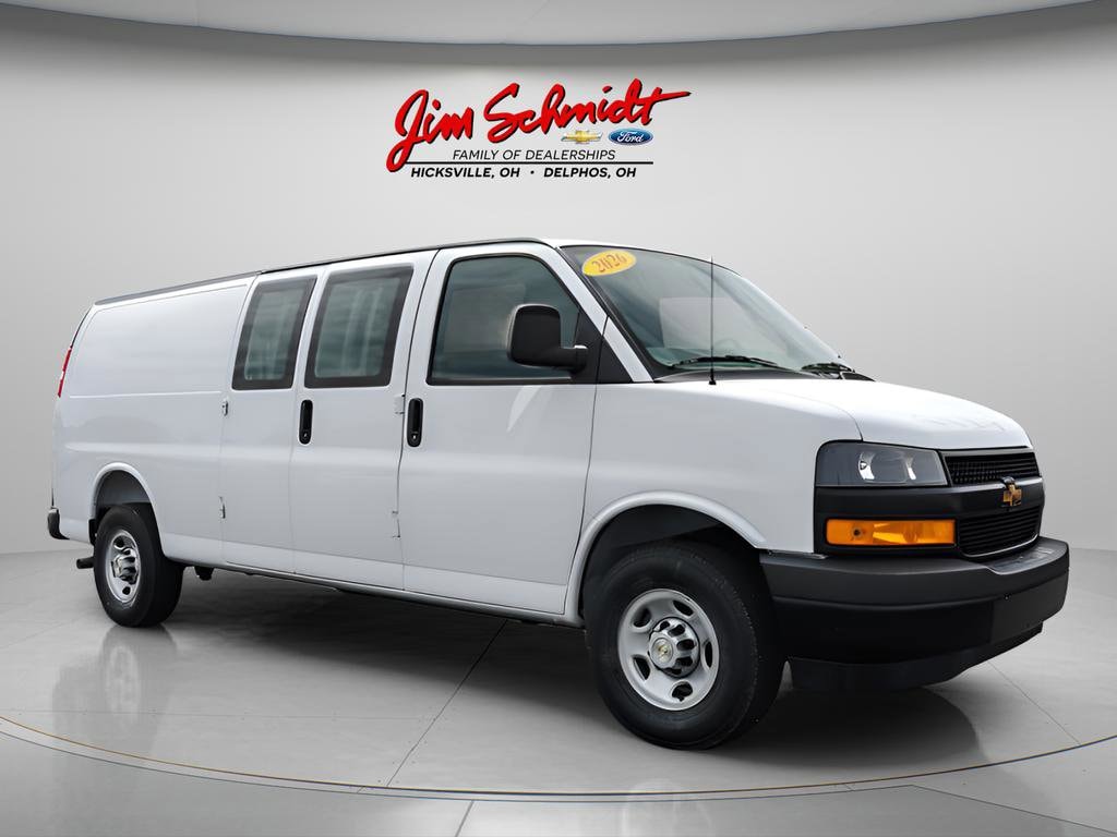 2026 Chevrolet Express 3500 Extended Work Van's photo