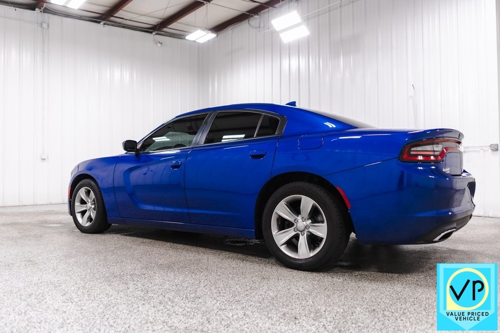 Used 2018 Dodge Charger V6 Sedan