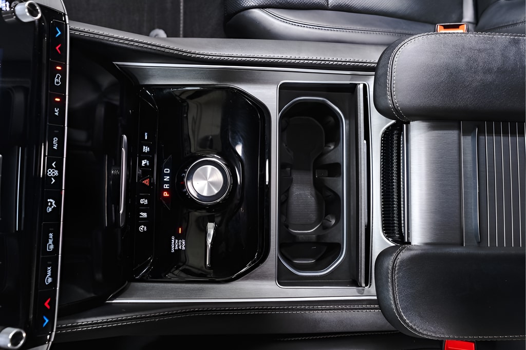 2025 Jeep Wagoneer Series II - Photo 18