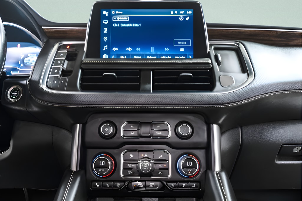 2023 Chevrolet Suburban Premier - Photo 15