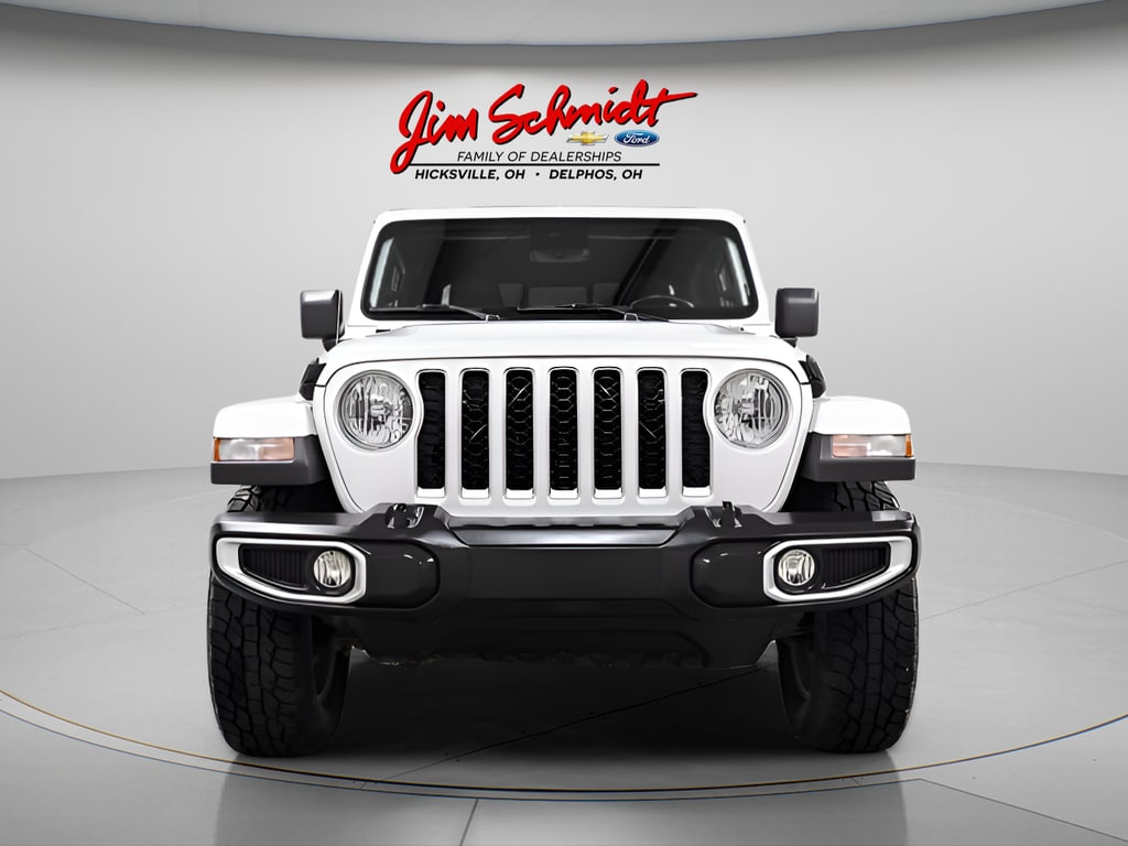 Used 2021 Jeep Gladiator Overland Truck