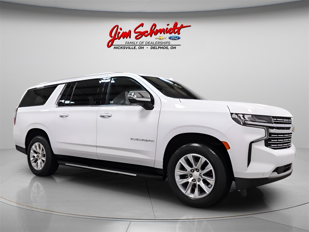 2023 Chevrolet Suburban Premier's photo