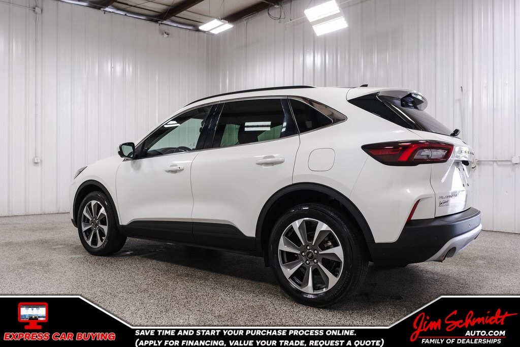 2024 Ford Escape Platinum photo 4