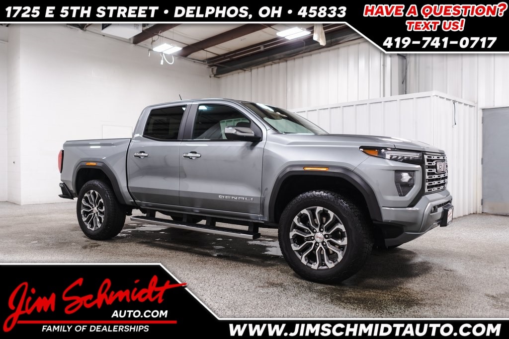 2025 GMC Canyon Denali's photo