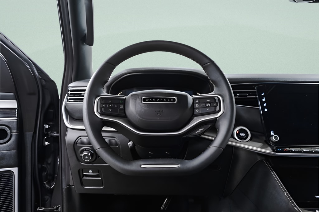 2025 Jeep Wagoneer Series II - Photo 11