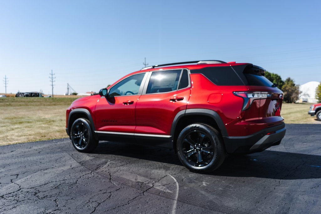 2026 Chevrolet Equinox LT photo 4