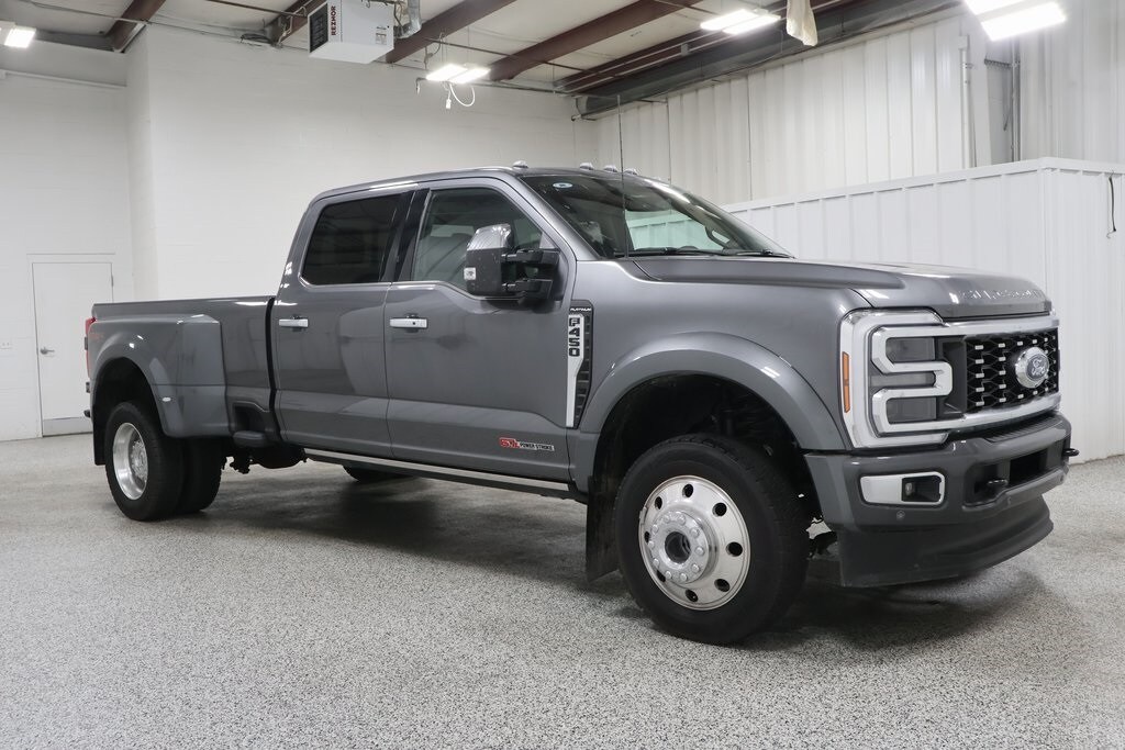Used 2025 Ford F-450SD Platinum Truck