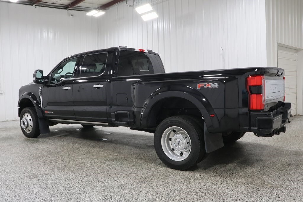 2024 Ford F-450 photo 4