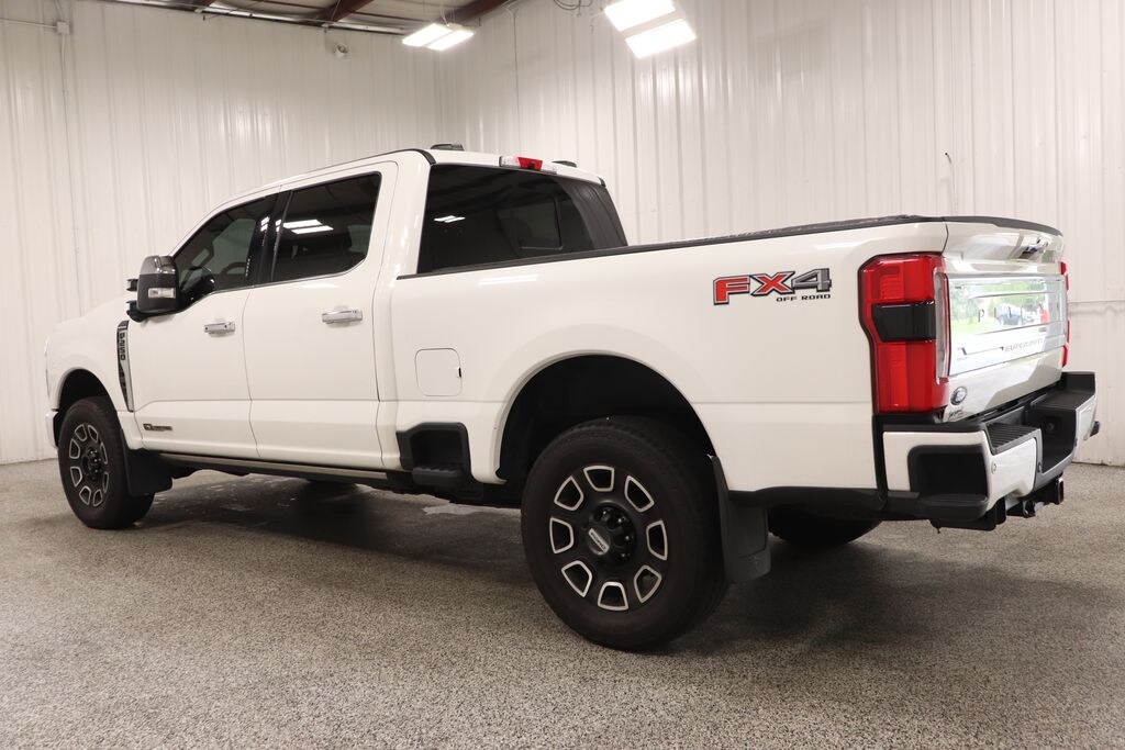 Used 2024 Ford F-250SD Platinum Truck