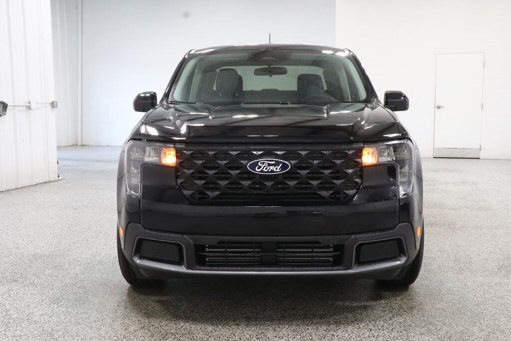 2025 Ford Maverick XLT photo 2