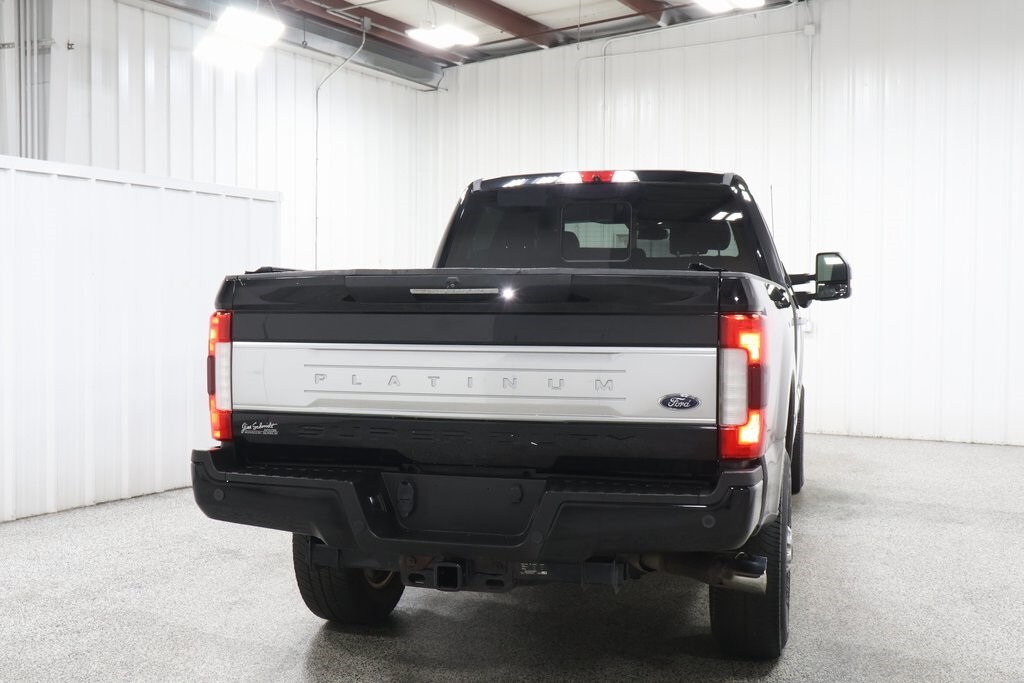 2018 Ford F-350 photo 4