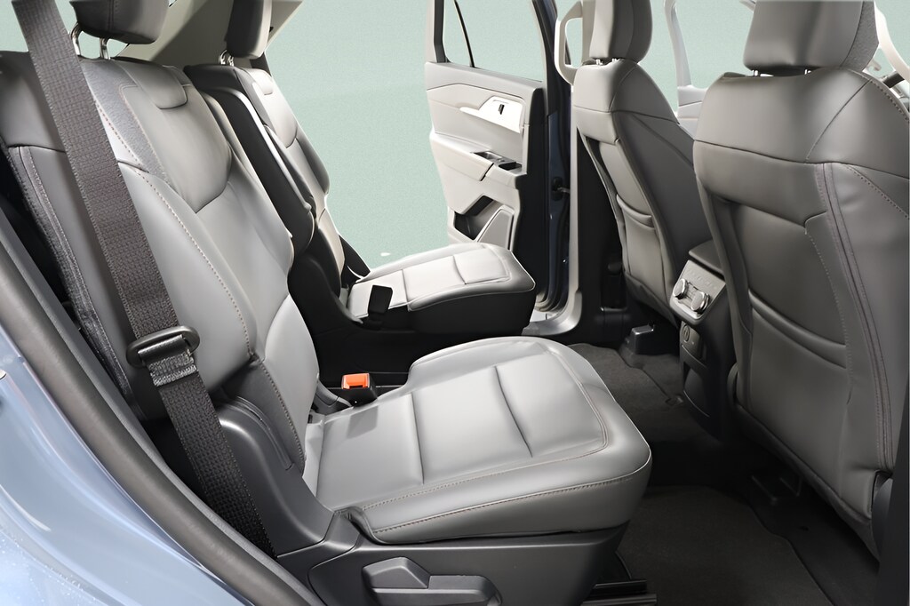 2026 Ford Explorer Active - Photo 27