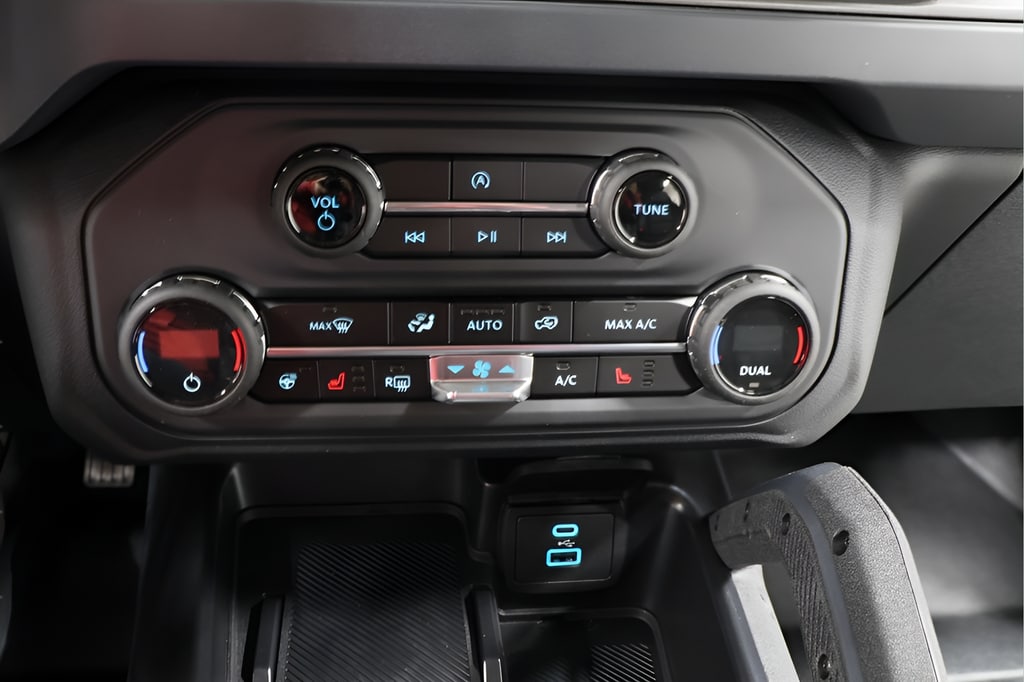 2025 Ford Bronco 4-Door Badlands - Photo 10