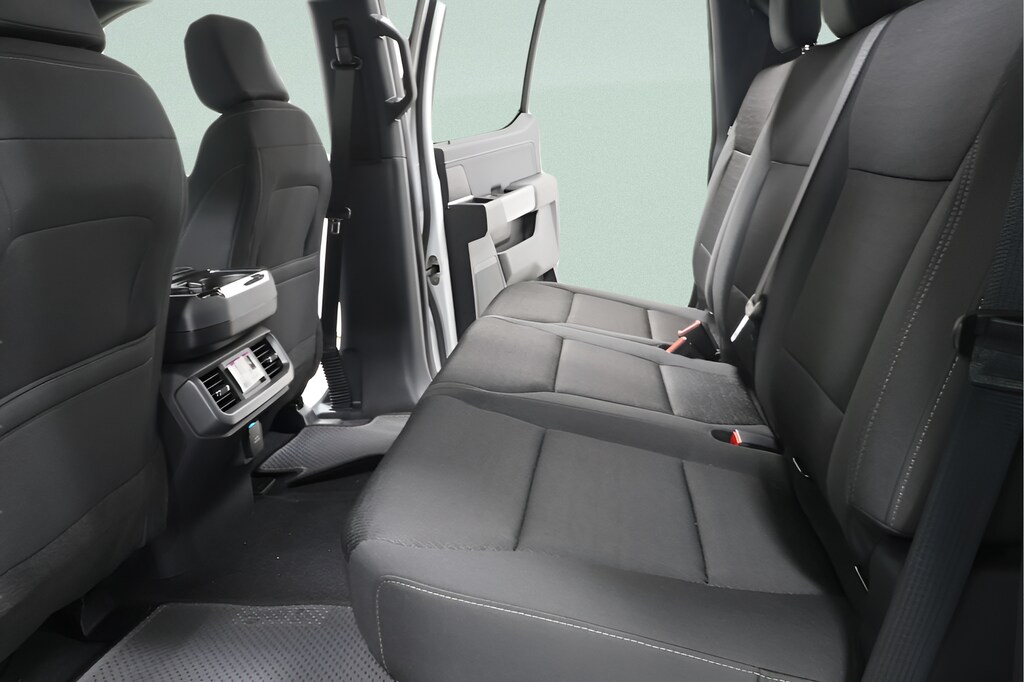 2025 Ford F-150 XLT - Photo 25