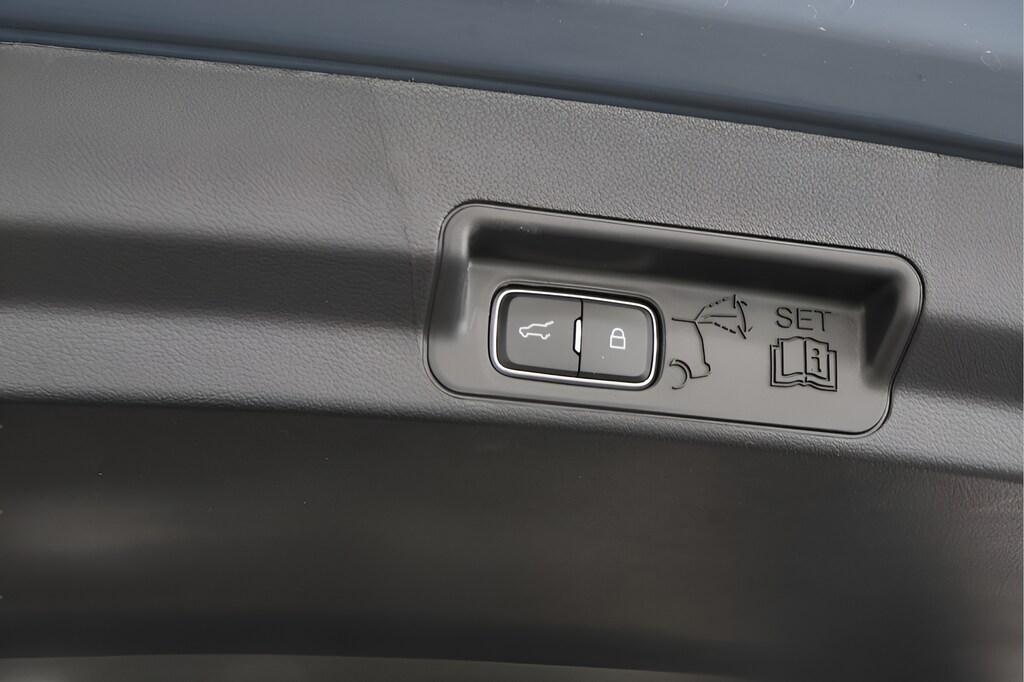 2026 Ford Explorer Active - Photo 29