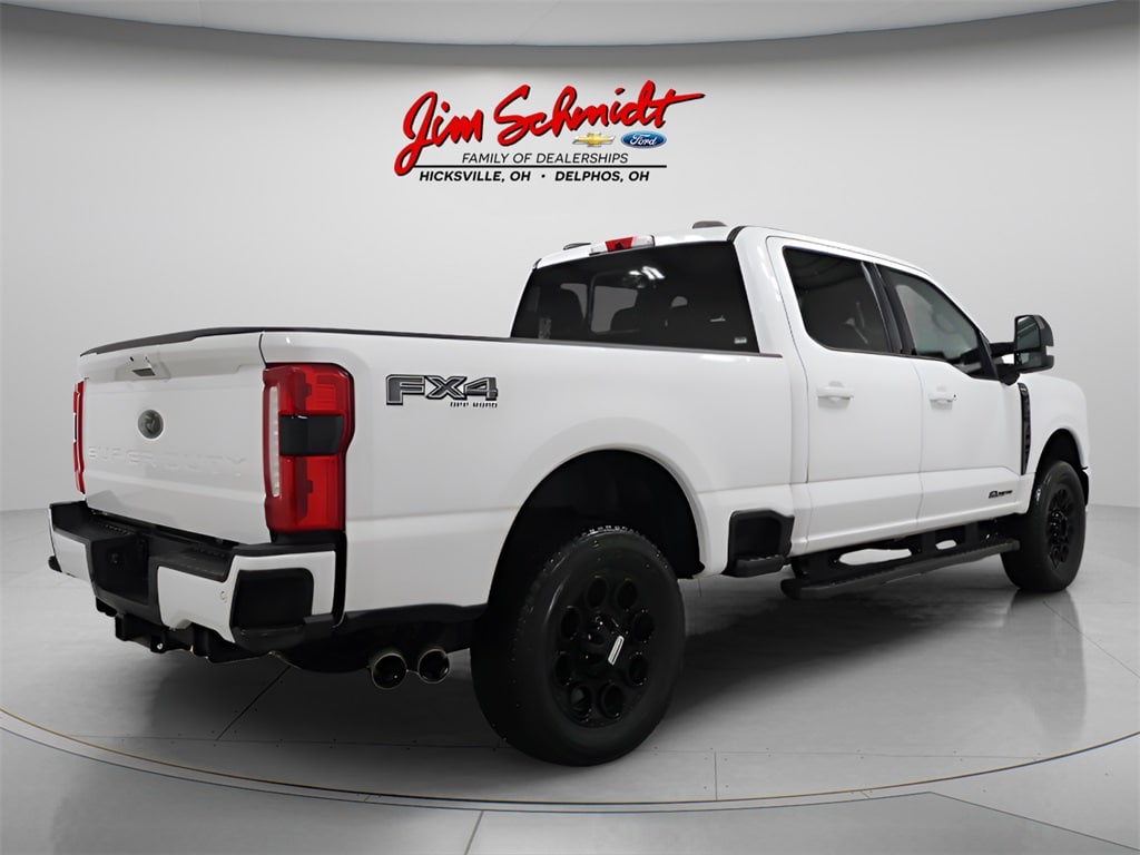 Used 2024 Ford F-250SD Lariat Truck