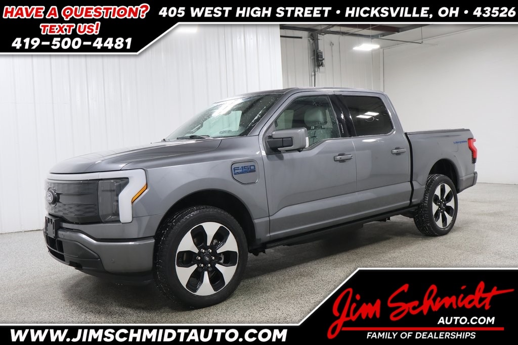 2024 Ford F-150 Lightning Platinum's photo