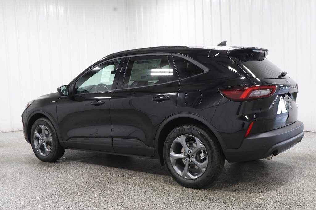 2025 Ford Escape ST-Line photo 3