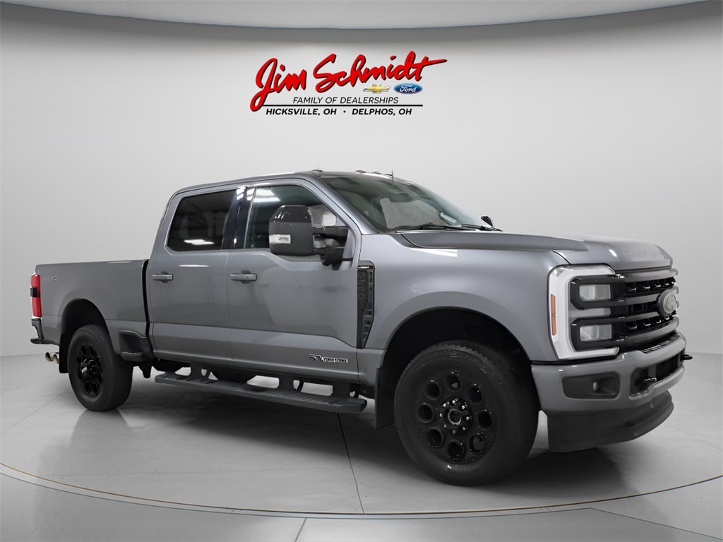 Used 2024 Ford F-250SD Lariat Truck