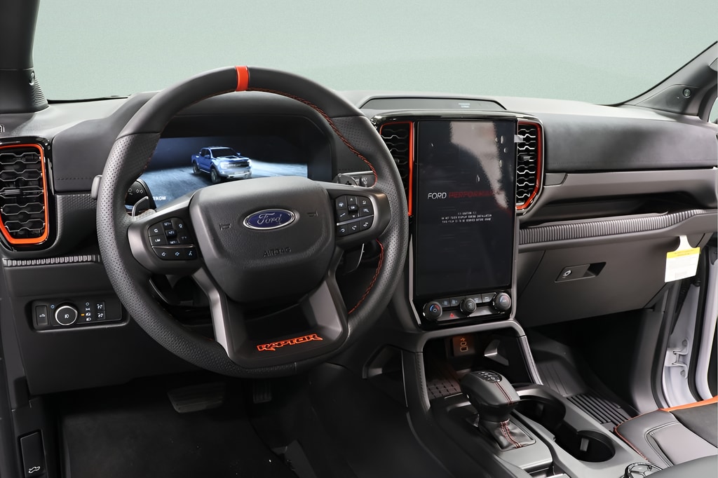 2025 Ford Ranger Raptor - Photo 8