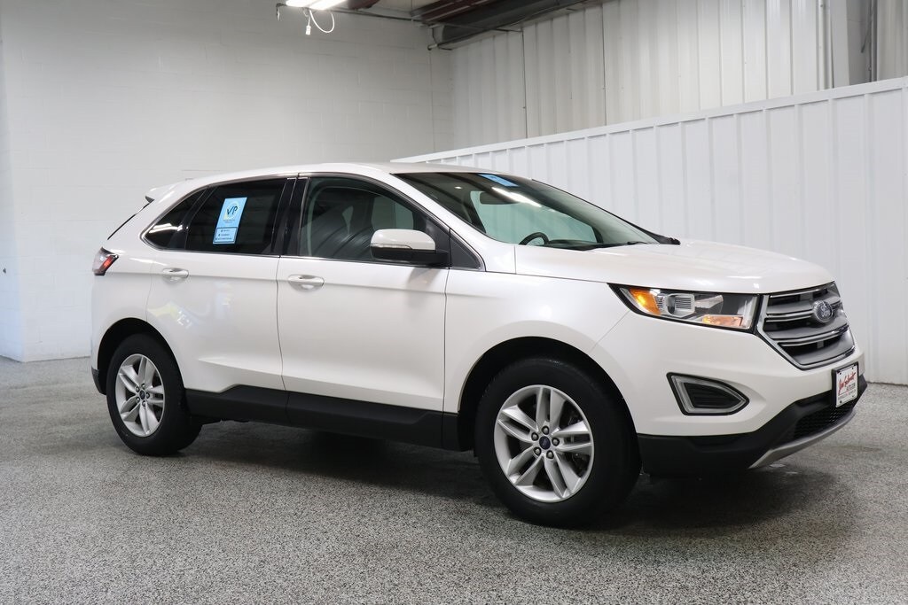 2016 Ford Edge SEL photo 2