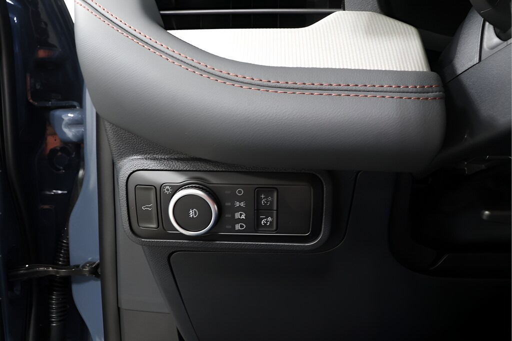 2026 Ford Explorer Active - Photo 16