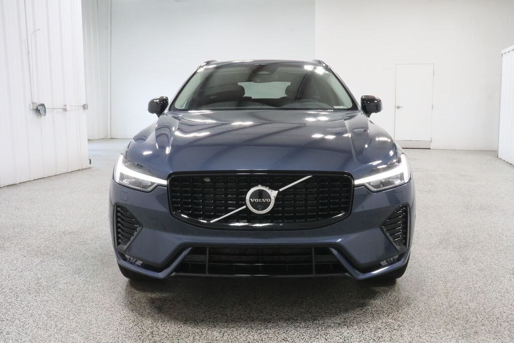 Used 2025 Volvo XC60 B5 Plus SUV