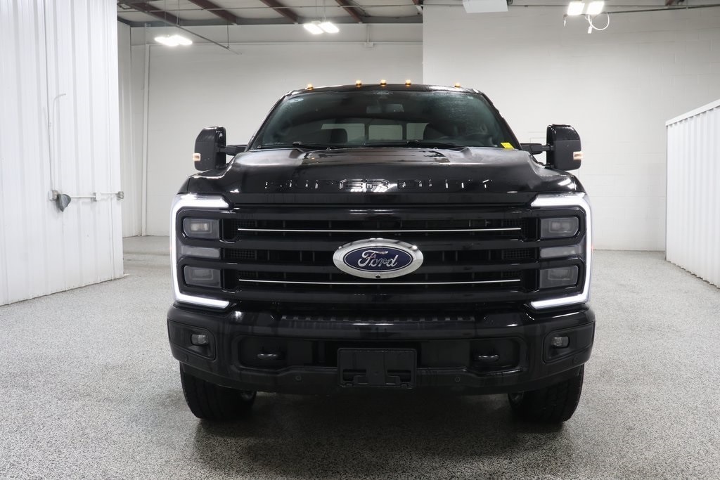 Used 2025 Ford F-250SD Platinum Truck