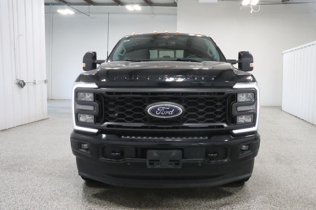 Used 2024 Ford F-250SD Lariat Truck