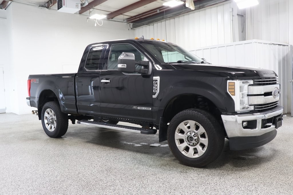 Used 2019 Ford F-350 Super Duty Lariat with VIN 1FT8X3BTXKEF73601 for sale in Hicksville, OH