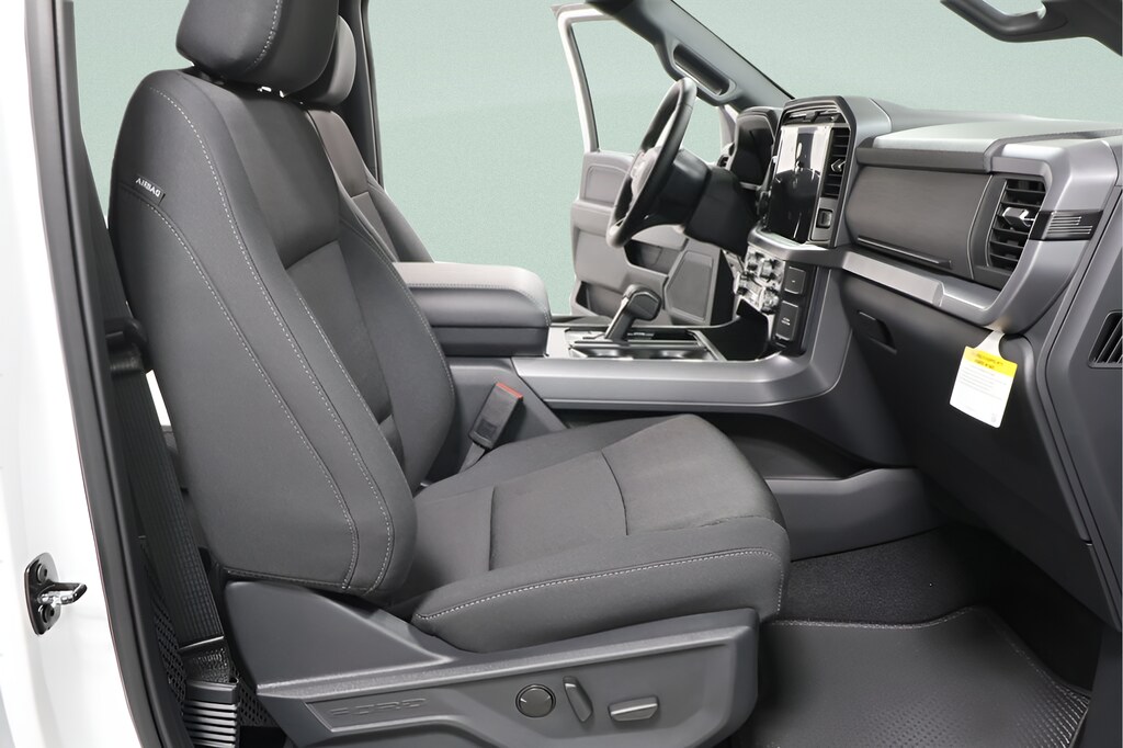 2025 Ford F-150 XLT - Photo 27