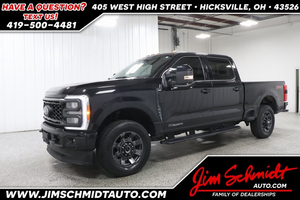 2023 Ford F-250 Super Duty Lariat's photo